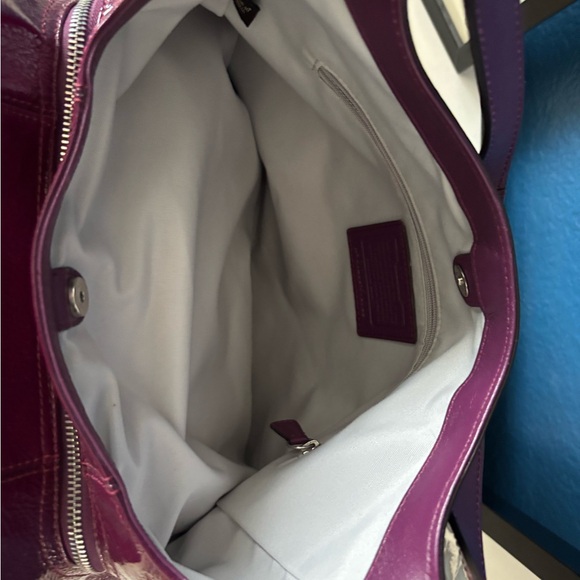 COACH SOHO EUC Patent Leather Burgundy/wine/plum double handle Shoulder Bag - Picture 5 of 17